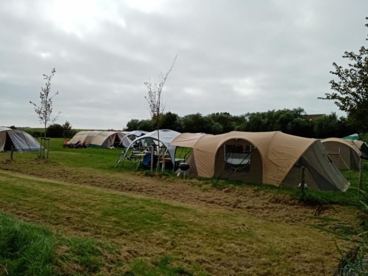 Familietent Sotterum, ingericht Kornwerd Exterior foto